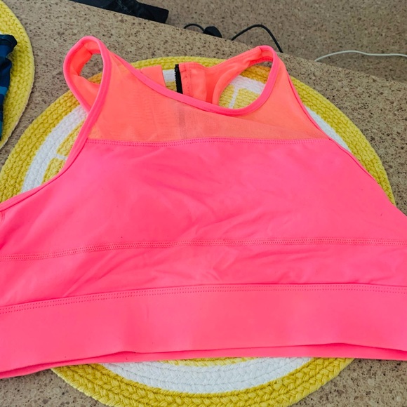 Lot of 3 Sports Bras Zyia - Picture 3 of 6